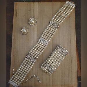 Vintage Avon Faux Pearl Choker, Bracelet and Earrings Set